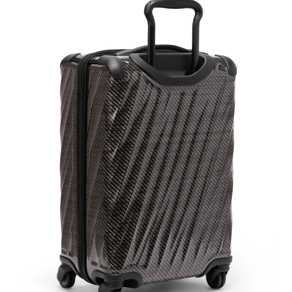 Tumi Brand New International 4 wheeled carryon new color black graphite